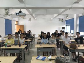 娱乐性班会,趣味盎然的主题班会回顾